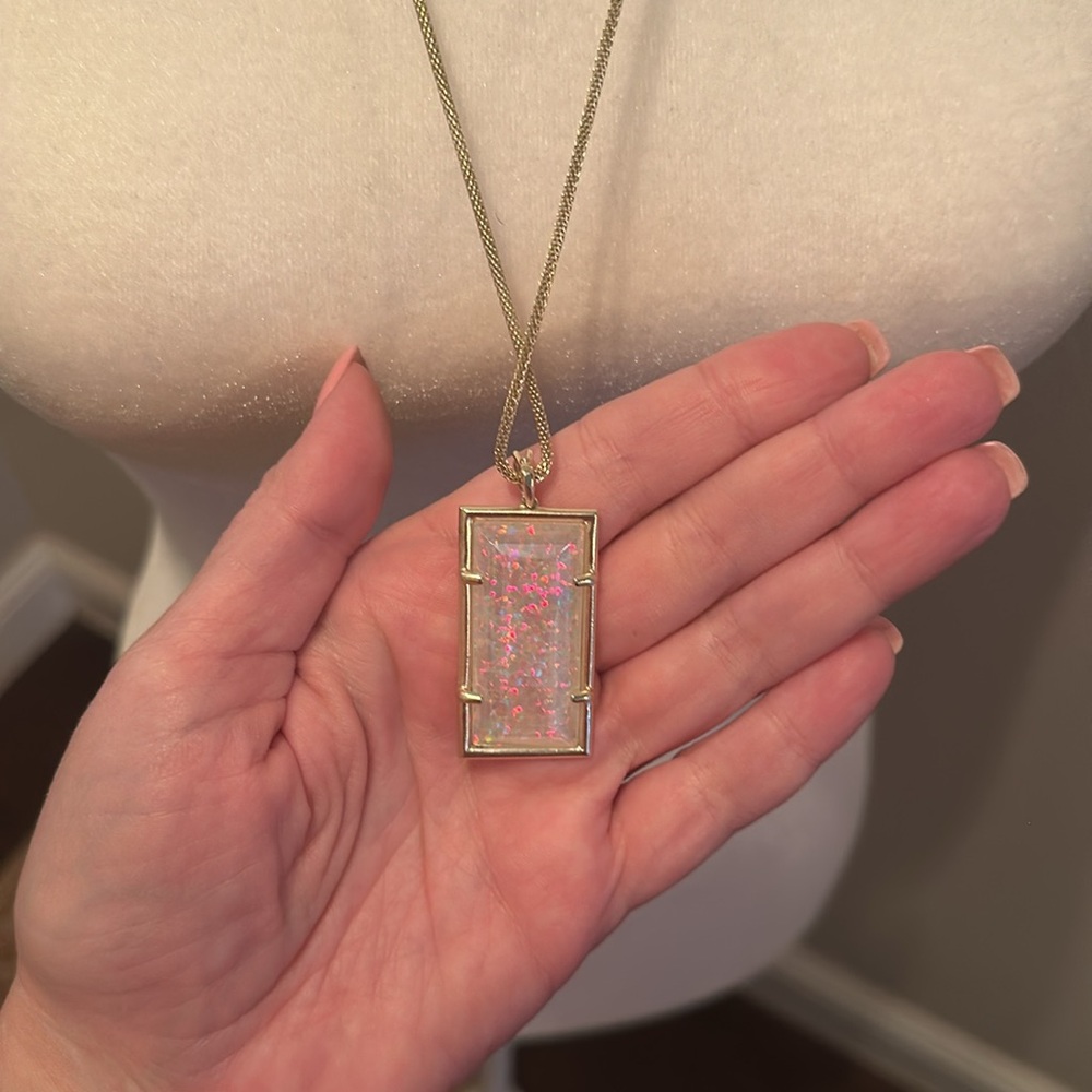 Kendra Scott Iridescent Pendant Necklace - Picture 3 of 5